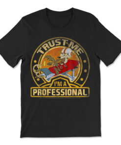 Looney Tunes Wile E. Coyote Trust Me I'm A Professional T-shirt