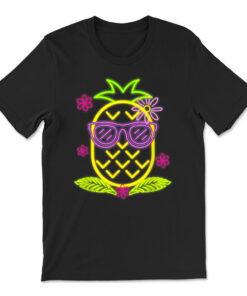 Luau Party Pineapple A Hawaiian Party T-shirt